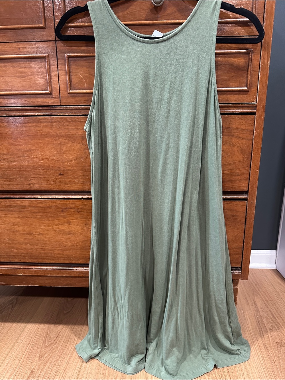 Old Navy Sleeveless Flowy Olive Green Swing Dress